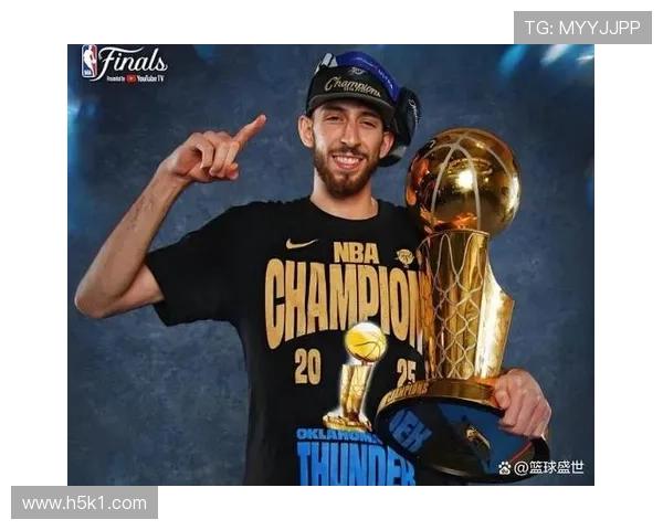 切特·霍姆格伦篮下得分效率提升明显 拉开内线对比优势