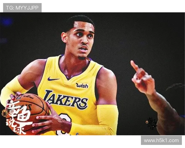 巴郎·戴维斯无球跑动制造错位，提升快攻转换效率