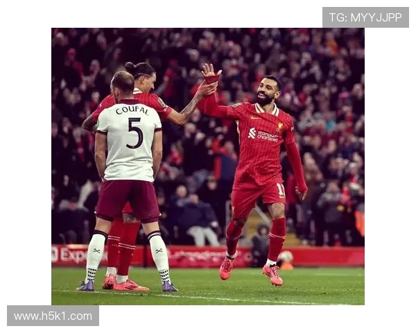 斯特林与萨拉赫在进攻触球分散上出现偏移趋势